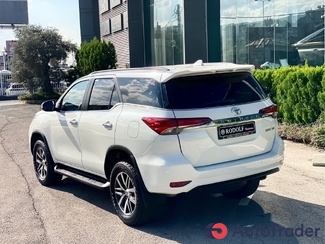 $34,000 Toyota Fortuner - $34,000 5