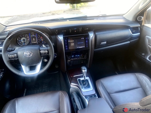 $34,000 Toyota Fortuner - $34,000 7