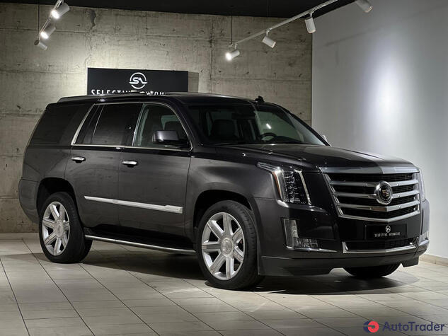 $34,800 Cadillac Escalade - $34,800 3