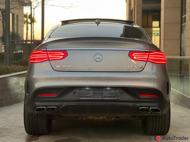 $68,000 Mercedes-Benz GLE - $68,000 9