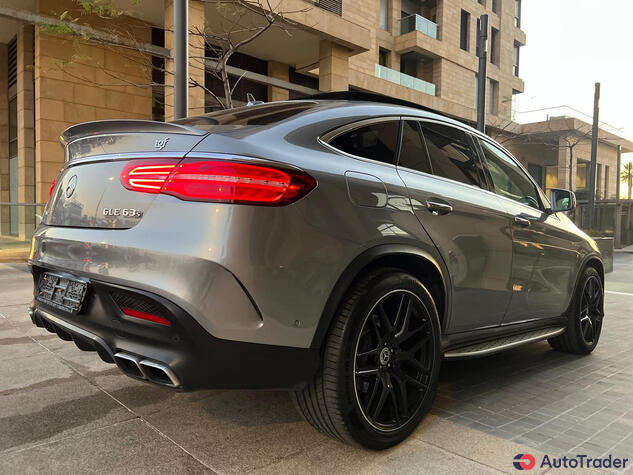 $68,000 Mercedes-Benz GLE - $68,000 7