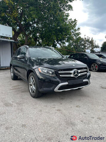 $31,000 Mercedes-Benz GLC - $31,000 4