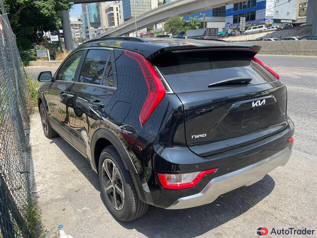 $0 Kia Niro - $0 5