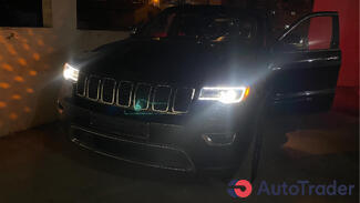 $22,000 Jeep Grand Cherokee Limited - $22,000 4