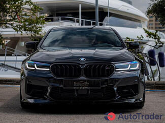 2022 BMW M5