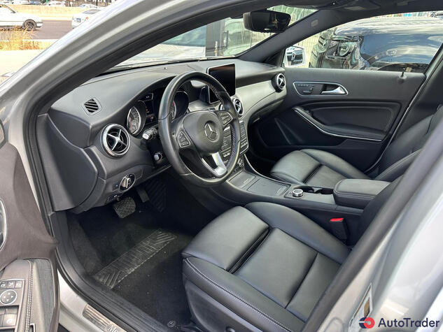 $26,000 Mercedes-Benz GLA - $26,000 7