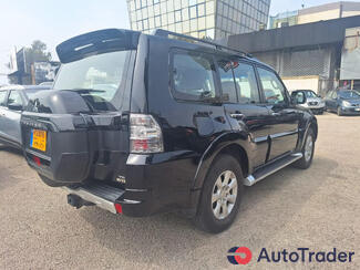 $20,000 Mitsubishi Pajero - $20,000 6