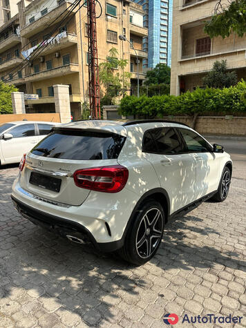 $25,000 Mercedes-Benz GLA - $25,000 5