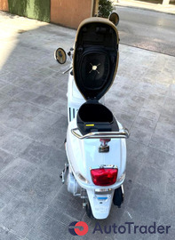 $1,480 Vespa VXL - $1,480 5