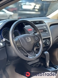 $9,800 Honda City - $9,800 7