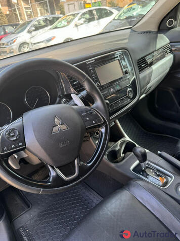 $16,000 Mitsubishi Outlander - $16,000 8