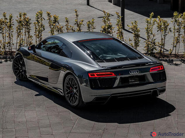 $0 Audi R8 - $0 6