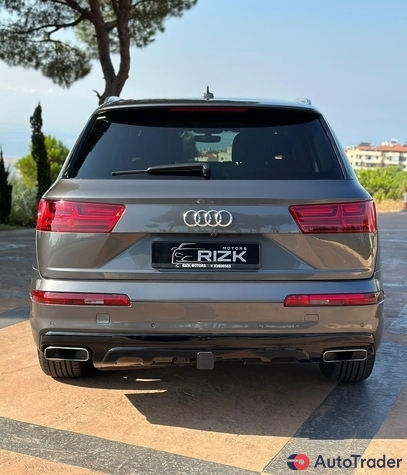 $44,000 Audi Q7 - $44,000 5