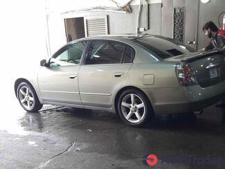 $3,300 Nissan Altima - $3,300 3