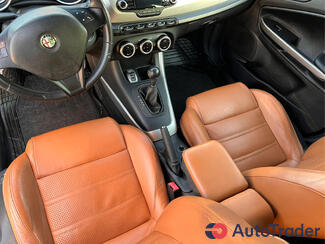 $8,500 Alfa Romeo Giulietta - $8,500 7