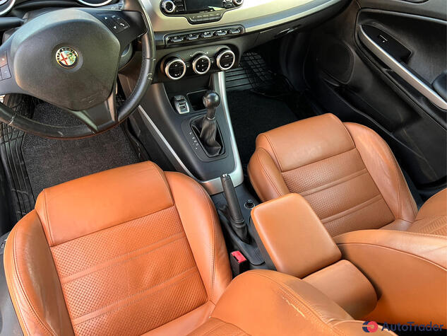 $8,500 Alfa Romeo Giulietta - $8,500 7