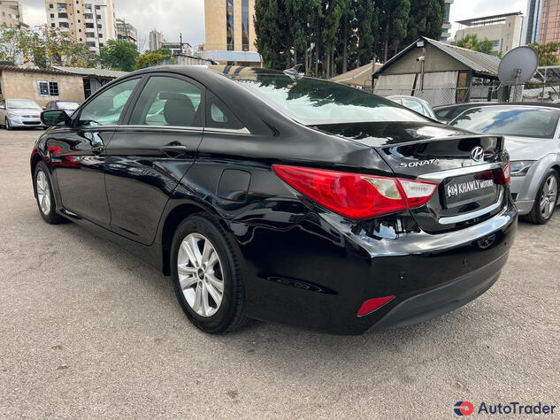 $8,500 Hyundai Sonata - $8,500 5