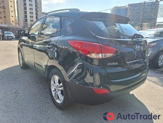 $9,800 Hyundai Tucson - $9,800 5