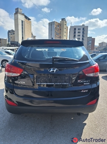 $9,800 Hyundai Tucson - $9,800 4