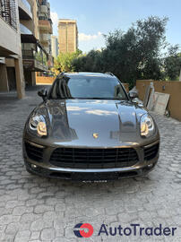 2016 Porsche Macan