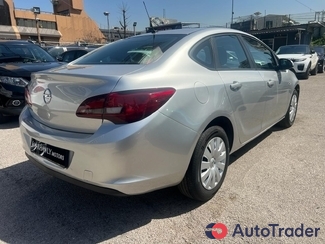 $8,000 Opel Astra - $8,000 6