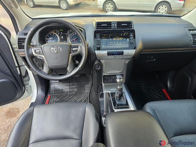 $52,000 Toyota Prado - $52,000 7