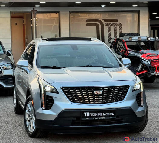 $32,500 Cadillac XT4 - $32,500 3