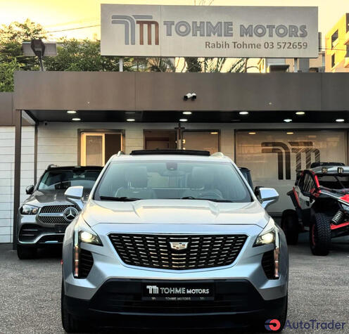 $32,500 Cadillac XT4 - $32,500 1