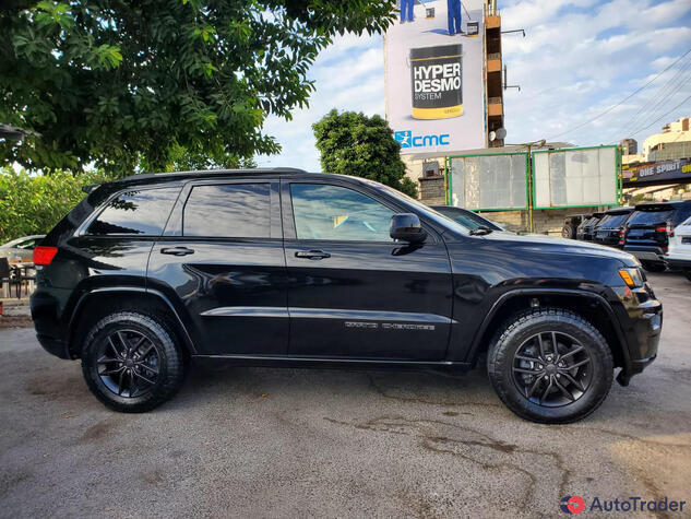 $21,500 Jeep Grand Cherokee - $21,500 4