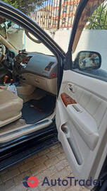 $14,000 Toyota Fortuner - $14,000 7