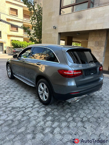 $32,000 Mercedes-Benz GLC - $32,000 4