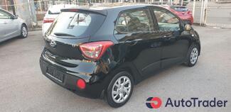 $8,000 Hyundai Grand i 10 - $8,000 6