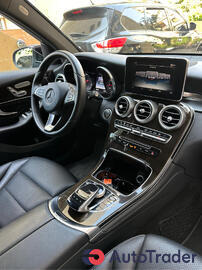 $30,000 Mercedes-Benz GLC - $30,000 7