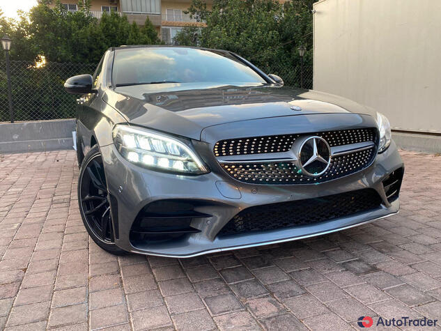 $25,800 Mercedes-Benz C-Class - $25,800 6