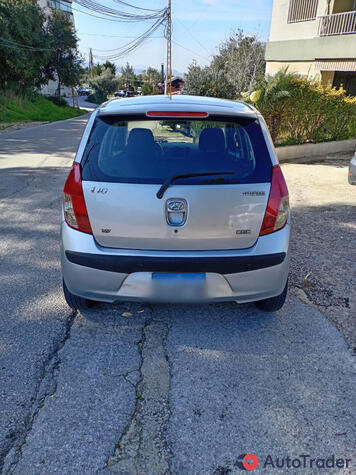 $5,000 Hyundai i10 - $5,000 2