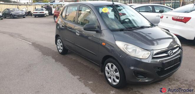 $6,800 Hyundai i10 - $6,800 3