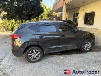 $16,000 Hyundai Tucson - $16,000 4