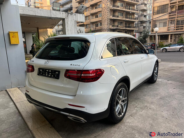 $25,000 Mercedes-Benz GLC - $25,000 4