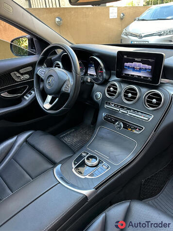 $22,800 Mercedes-Benz C-Class - $22,800 7